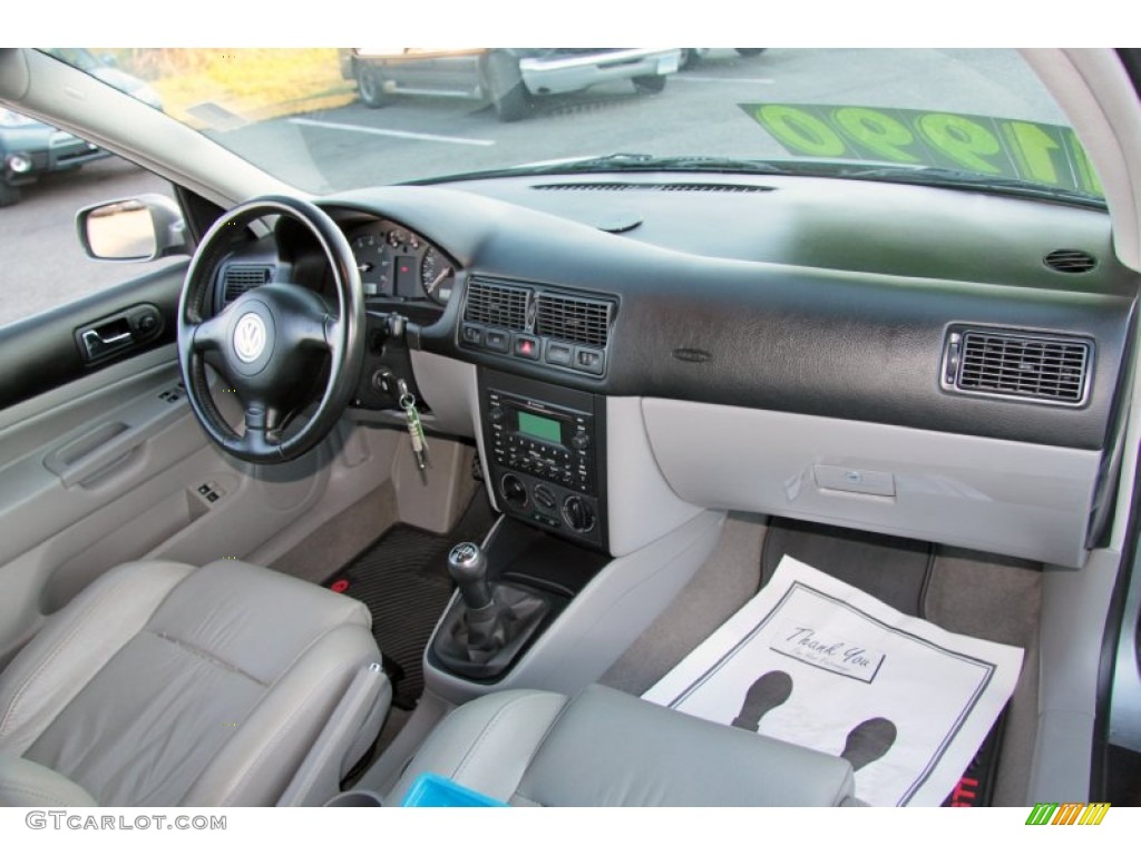 Grey Interior 2005 Volkswagen GTI 1.8T Photo #74074059