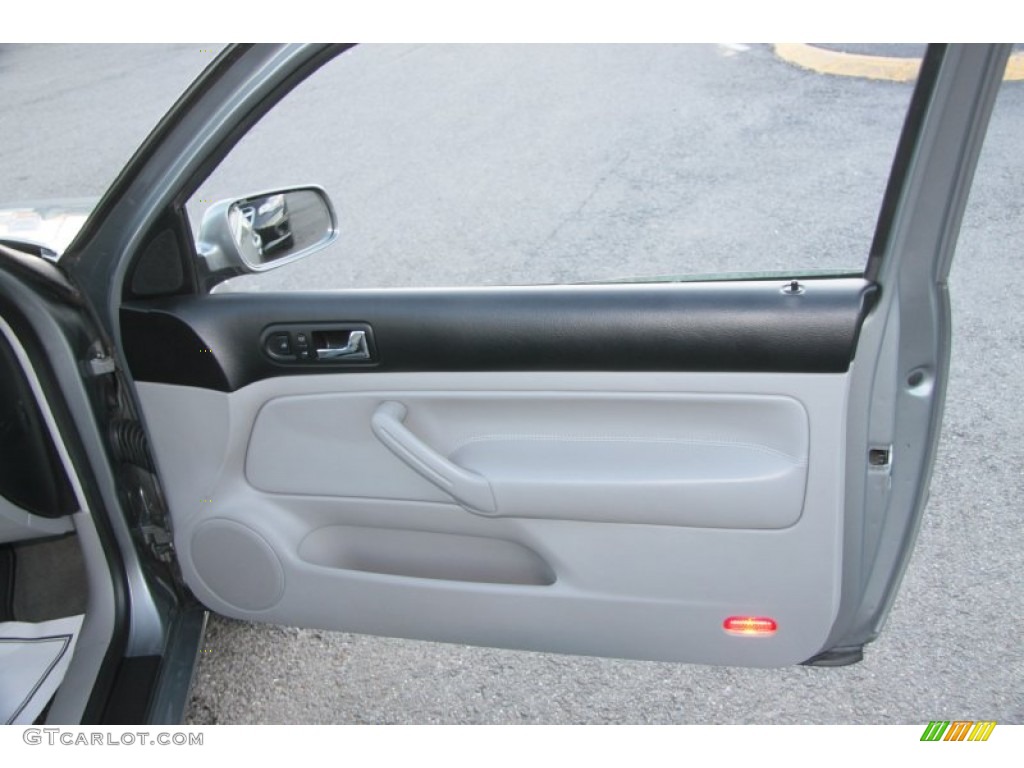2005 Volkswagen GTI 1.8T Grey Door Panel Photo #74074340