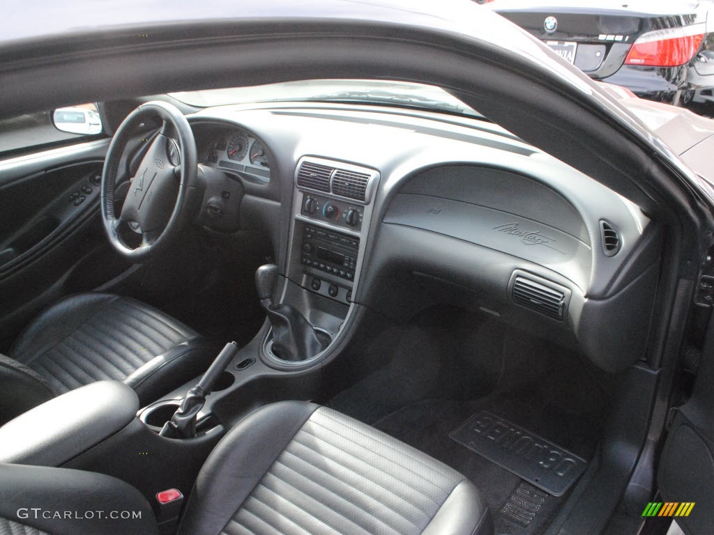 2004 Ford Mustang Mach 1 Coupe Dark Charcoal Dashboard Photo #74075265