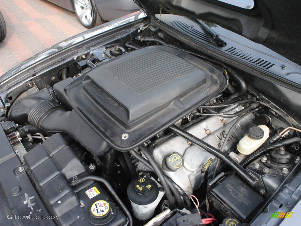 2004 Ford Mustang Mach 1 Coupe 4.6 Liter DOHC 32-Valve V8 Engine Photo #74075822