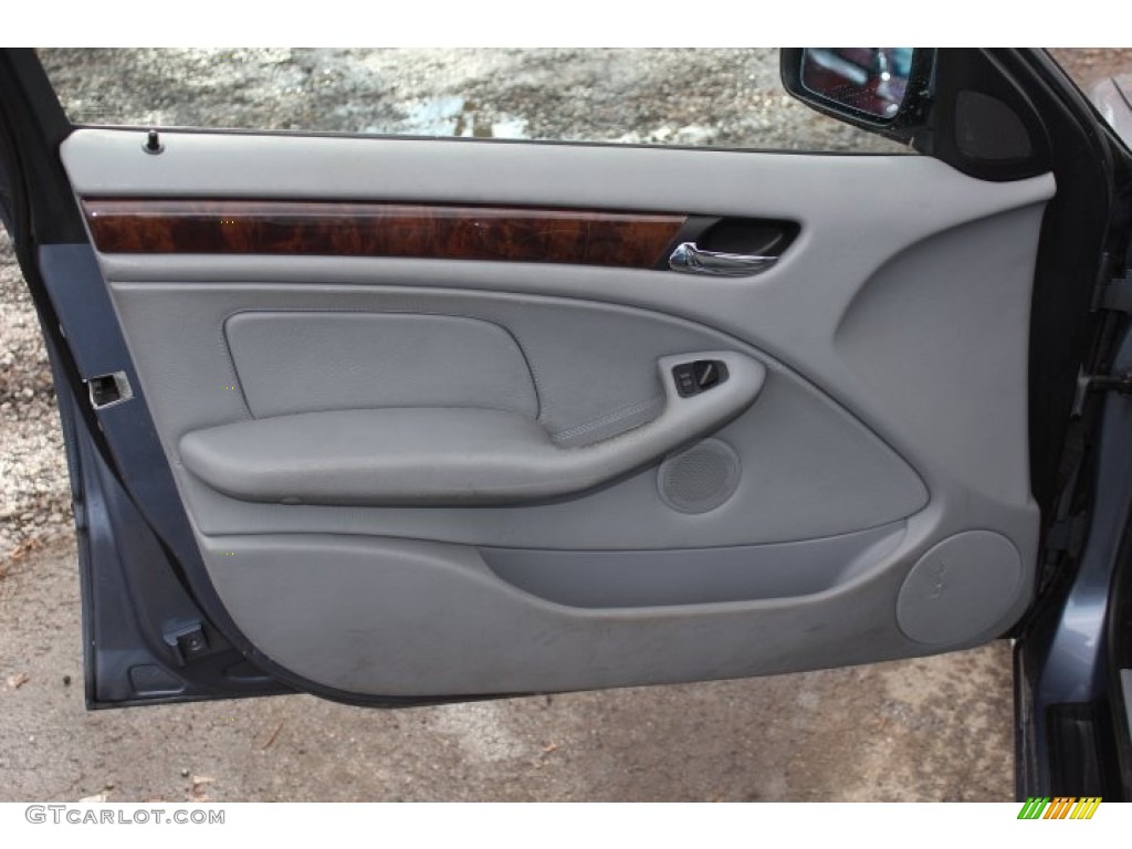 2000 BMW 3 Series 323i Wagon Grey Door Panel Photo #74076082