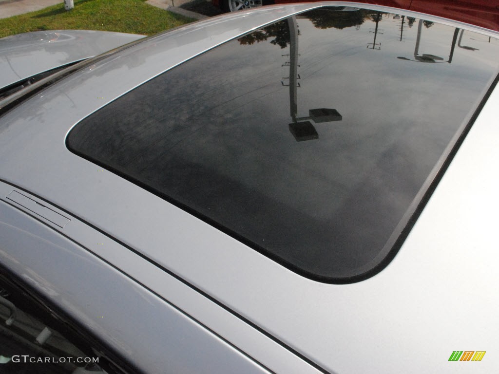 2010 3 Series 328i Coupe - Titanium Silver Metallic / Black photo #11