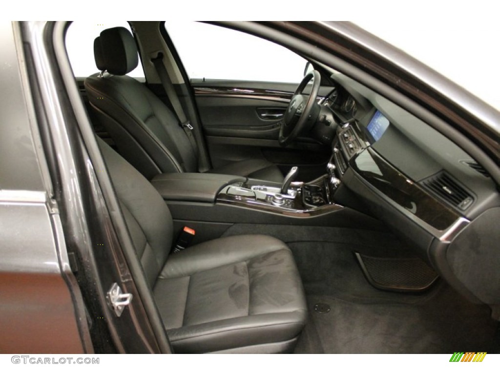 2011 5 Series 550i xDrive Sedan - Dark Graphite Metallic / Black photo #10