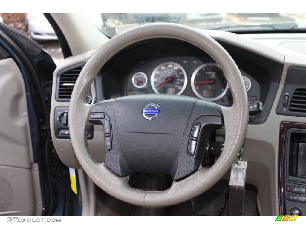 2007 Volvo XC70 AWD Cross Country Steering Wheel Photos