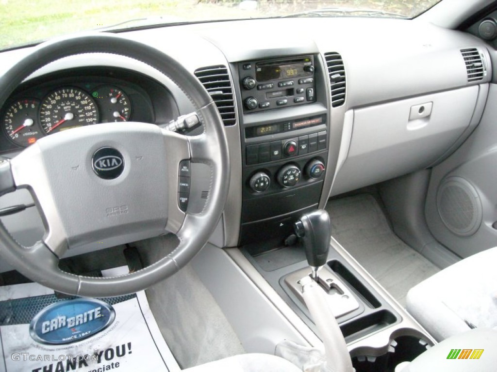 2005 Sorento LX 4WD - Ice Blue Metallic / Gray photo #24