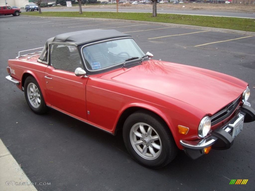 Pimento Red 1976 Triumph TR6 Roadster Exterior Photo #74081651