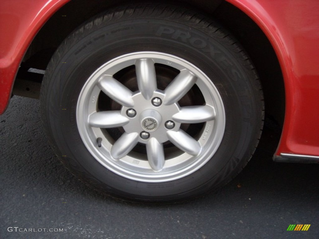 1976 Triumph TR6 Roadster Wheel Photos