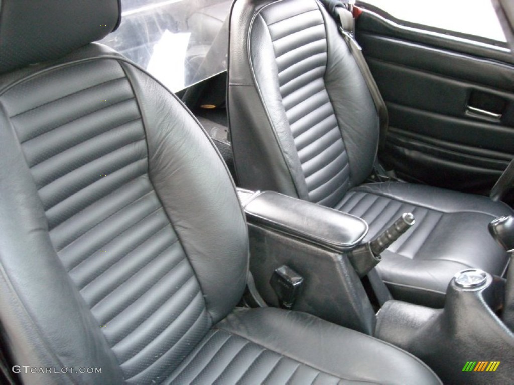 1976 Triumph TR6 Roadster Front Seat Photo #74081996