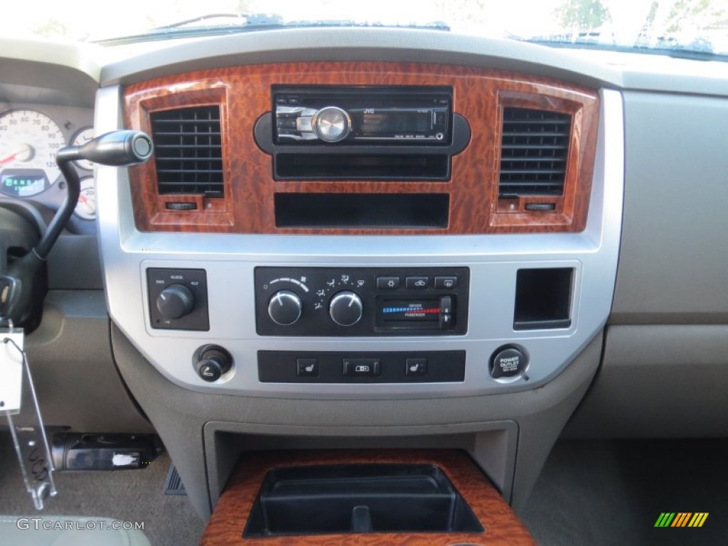 2006 Dodge Ram 2500 Laramie Quad Cab 4x4 Controls Photo #74082827