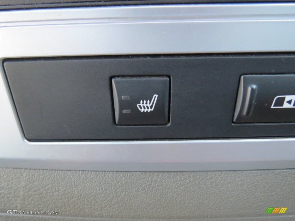 2006 Dodge Ram 2500 Laramie Quad Cab 4x4 Controls Photo #74082890