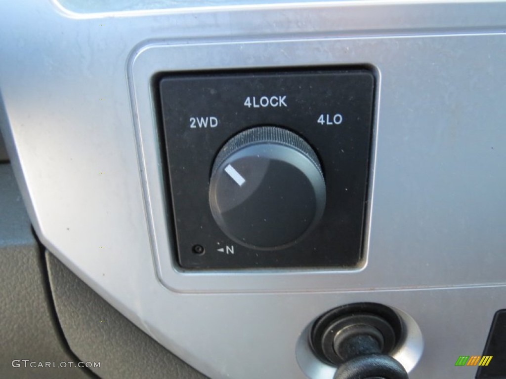2006 Dodge Ram 2500 Laramie Quad Cab 4x4 Controls Photos
