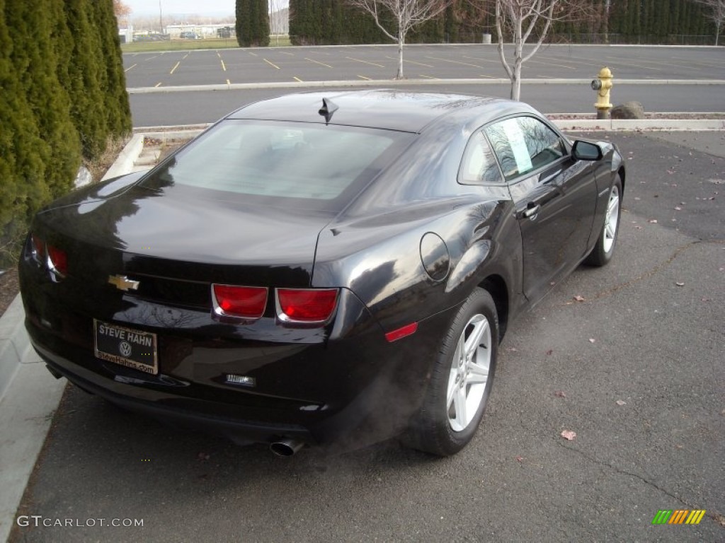 2011 Camaro LT Coupe - Black / Black photo #8