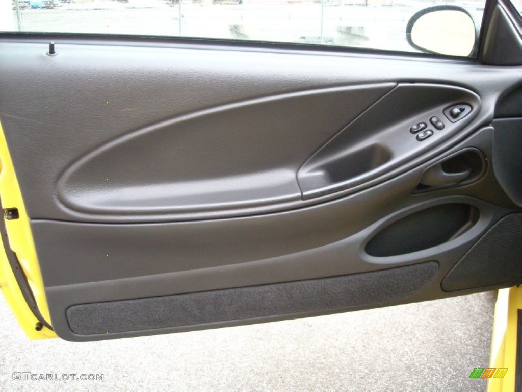 2003 Ford Mustang V6 Coupe Medium Graphite Door Panel Photo #74083733