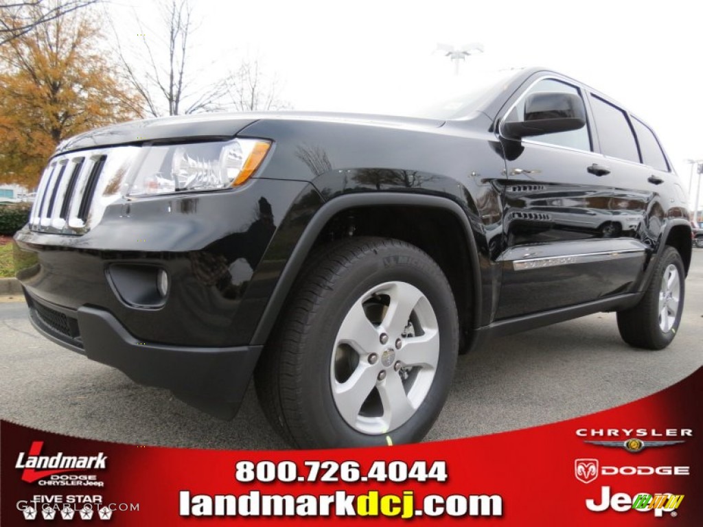 2013 Grand Cherokee Laredo - Black Forest Green Pearl / Dark Graystone/Medium Graystone photo #1