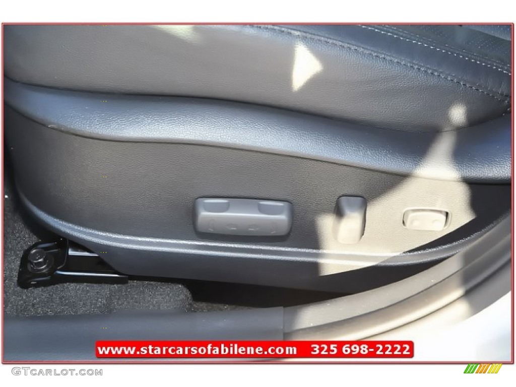 2013 Elantra GT - Silver / Black photo #13