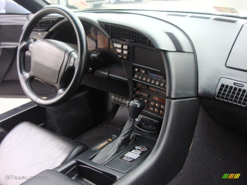 1993 Chevrolet Corvette Coupe Black Dashboard Photo #74086031