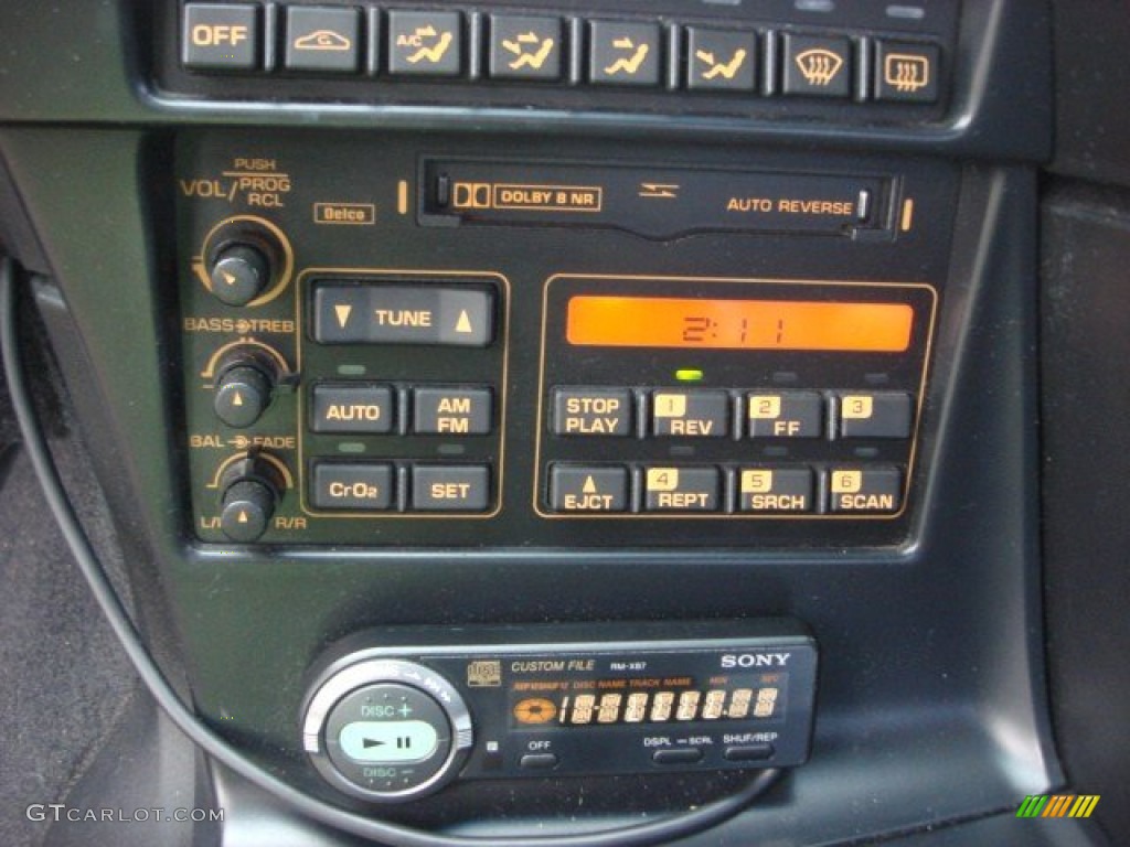 1993 Chevrolet Corvette Coupe Controls Photo #74086112