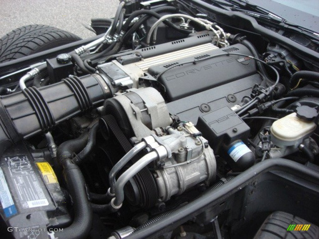 1993 Chevrolet Corvette Coupe 5.7 Liter OHV 16-Valve LT1 V8 Engine Photo #74086202