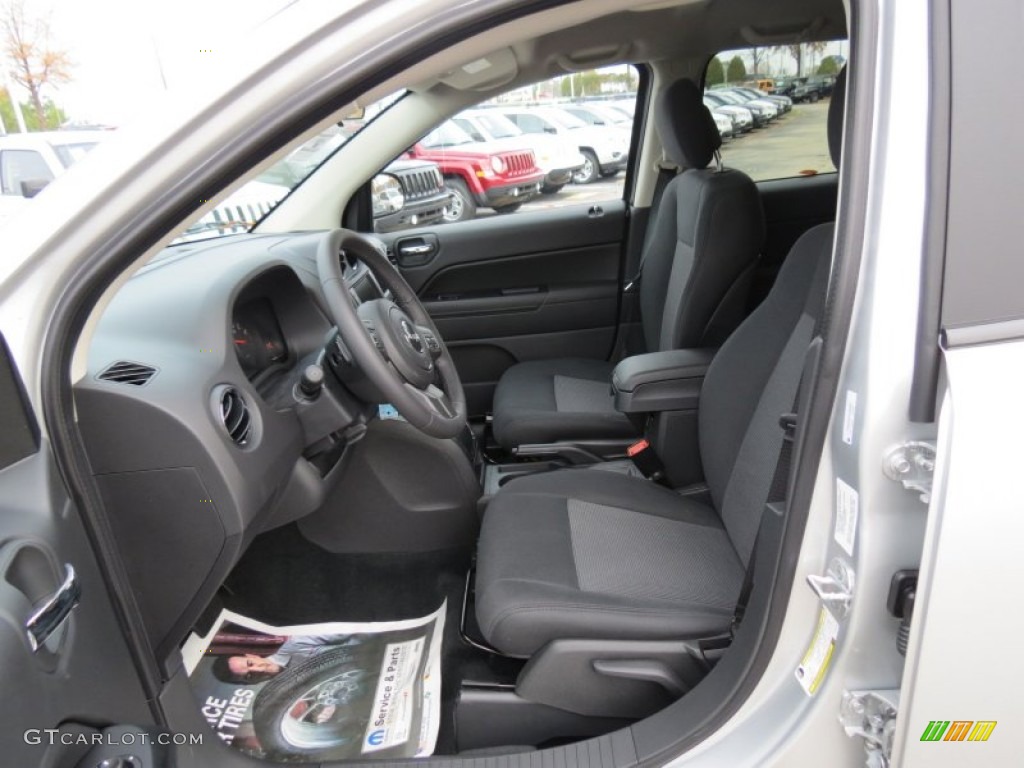 Dark Slate Gray Interior 2013 Jeep Compass Latitude Photo #74087228