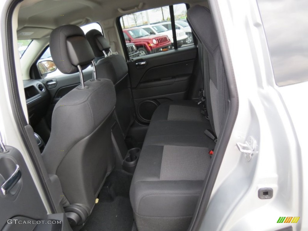 2013 Jeep Compass Latitude Rear Seat Photo #74087246