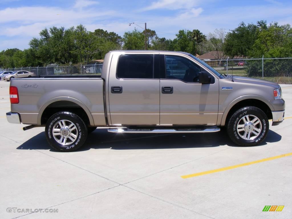 2004 F150 Lariat SuperCrew 4x4 - Arizona Beige Metallic / Black/Medium Flint photo #5