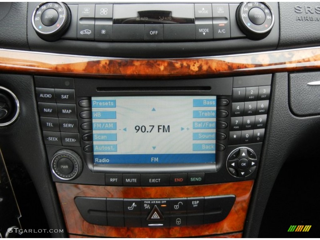 2007 Mercedes-Benz E 350 Sedan Controls Photo #74088876