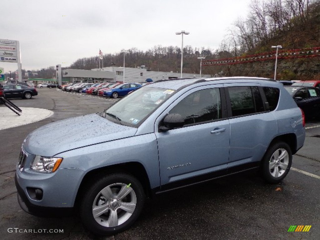 Winter Chill Pearl Jeep Compass