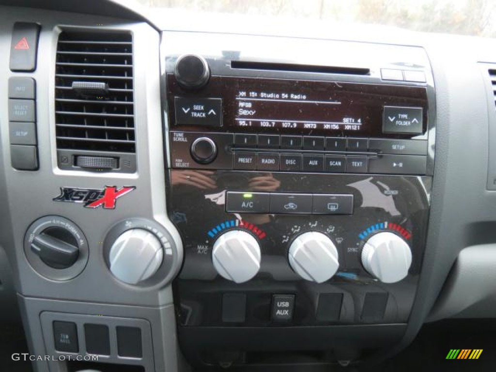 2013 Toyota Tundra CrewMax 4x4 Controls Photo #74091248