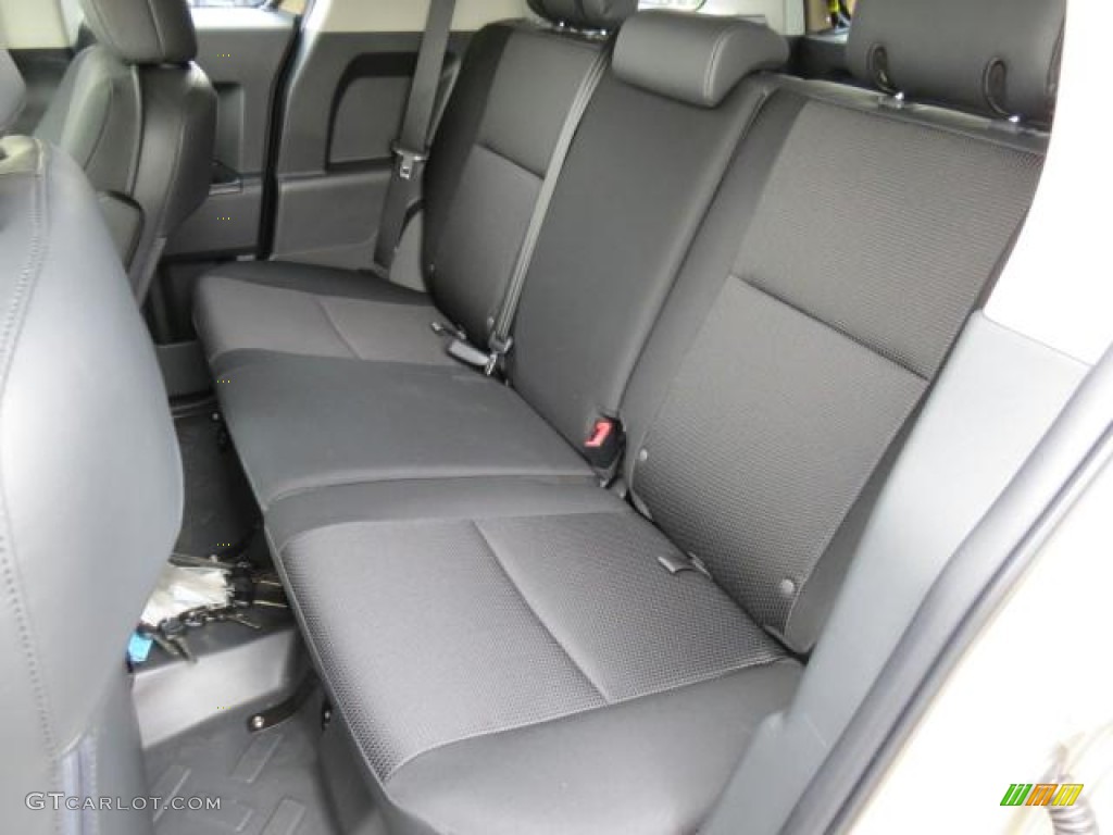2013 Toyota FJ Cruiser 4WD Rear Seat Photo #74093312