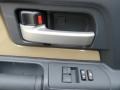 2013 Toyota FJ Cruiser 4WD Controls