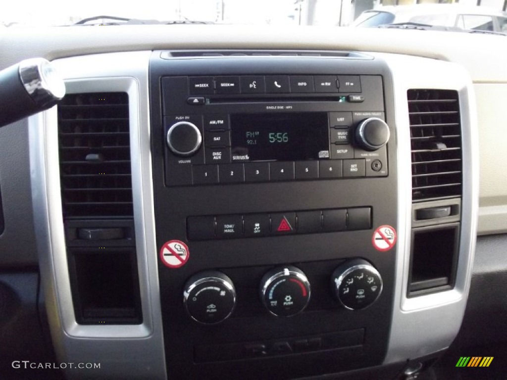 2011 Ram 1500 SLT Quad Cab - Bright Silver Metallic / Dark Slate Gray/Medium Graystone photo #11