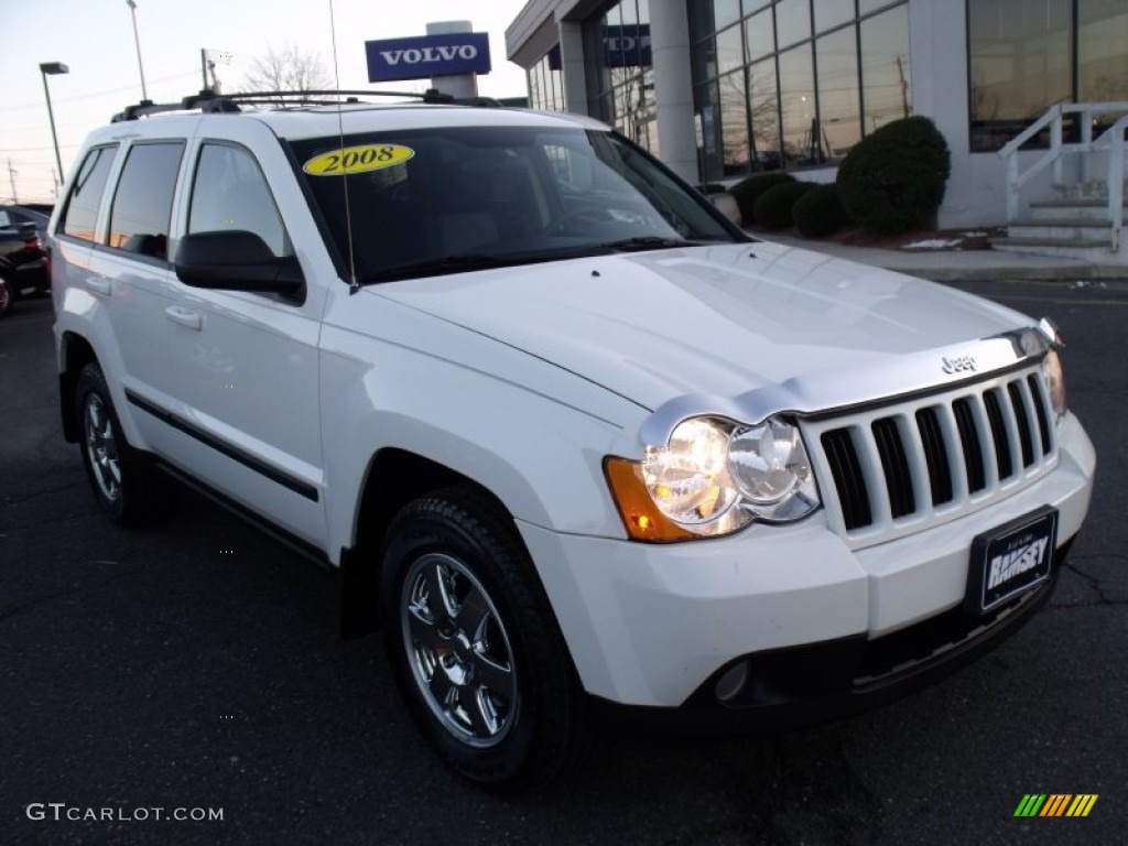 2008 Grand Cherokee Laredo 4x4 - Stone White / Dark Slate Gray photo #1
