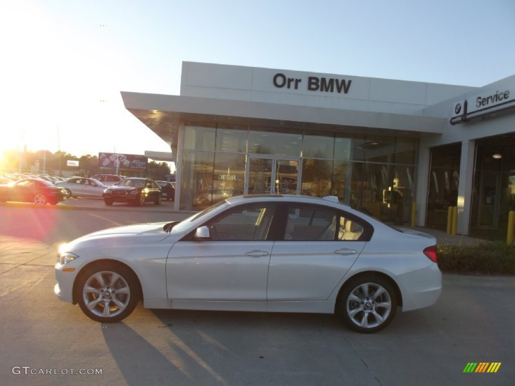 2013 3 Series 335i Sedan - Mineral White Metallic / Venetian Beige photo #5
