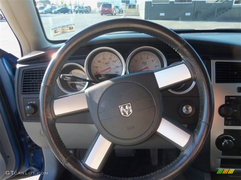 2007 Dodge Magnum SXT Steering Wheel Photos