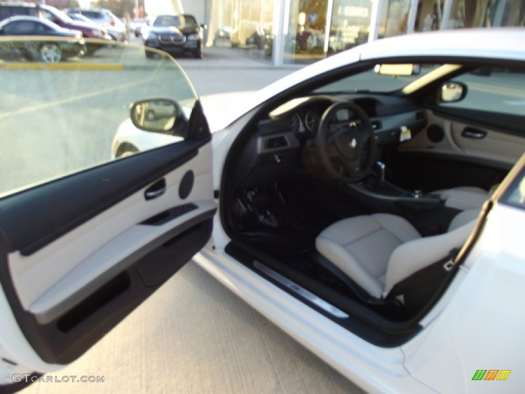 2013 3 Series 335i Convertible - Alpine White / Oyster photo #11