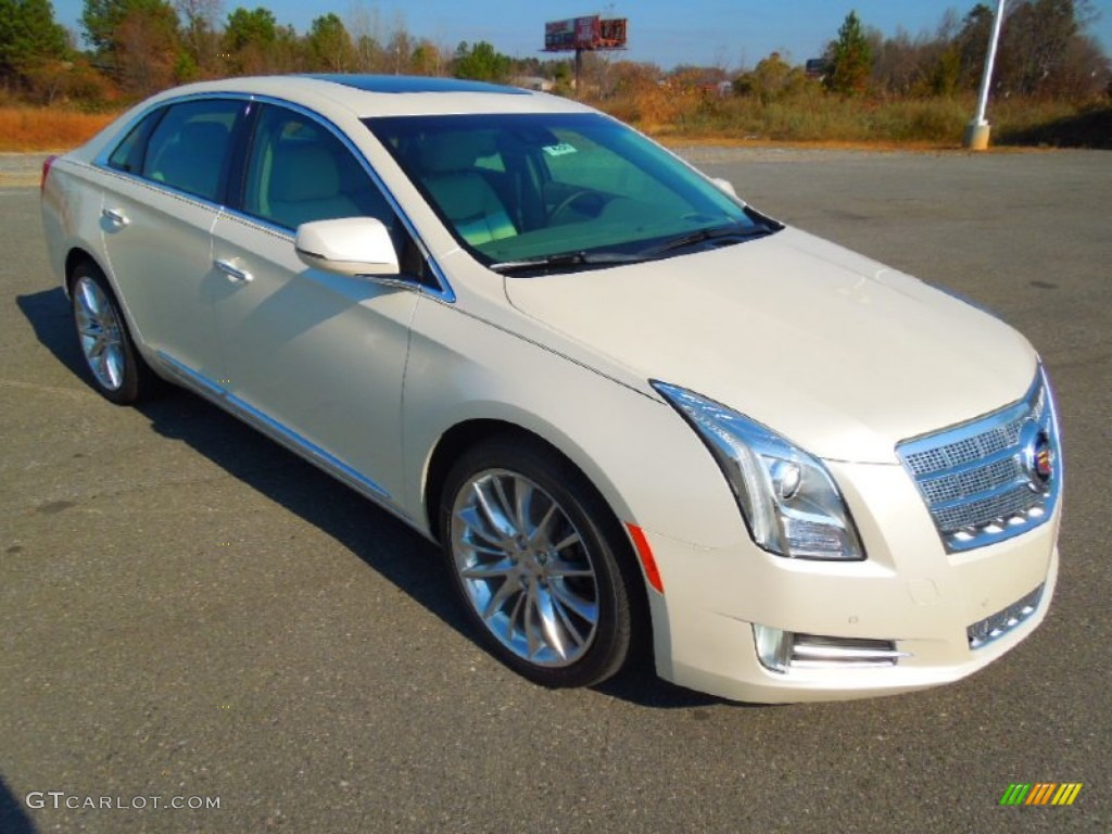White Diamond Tricoat 2013 Cadillac XTS Platinum FWD Exterior Photo #74107109