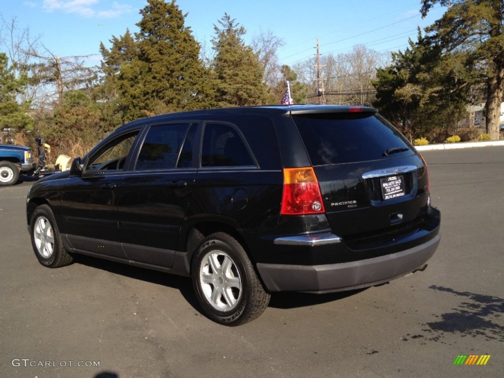 2006 Pacifica Touring AWD - Brilliant Black / Dark Slate Gray photo #15