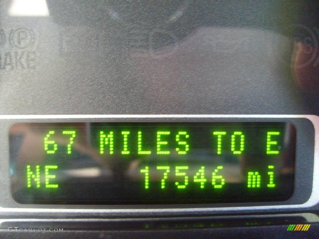 2008 Taurus SEL - Light Ice Blue Metallic / Camel photo #14