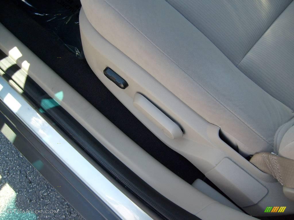 2008 Taurus SEL - Light Ice Blue Metallic / Camel photo #15