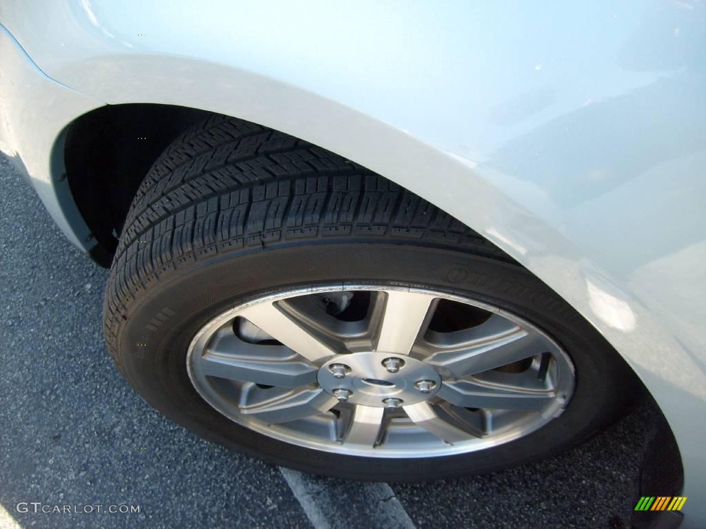 2008 Taurus SEL - Light Ice Blue Metallic / Camel photo #17