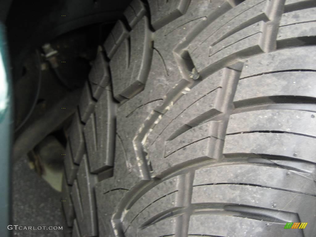 2006 Sierra 1500 SL Crew Cab - Polo Green Metallic / Dark Pewter photo #11