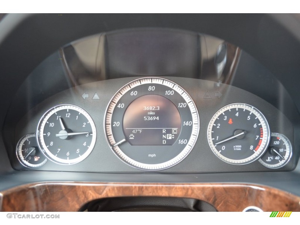 2010 E 350 4Matic Sedan - Arctic White / Almond Beige photo #17