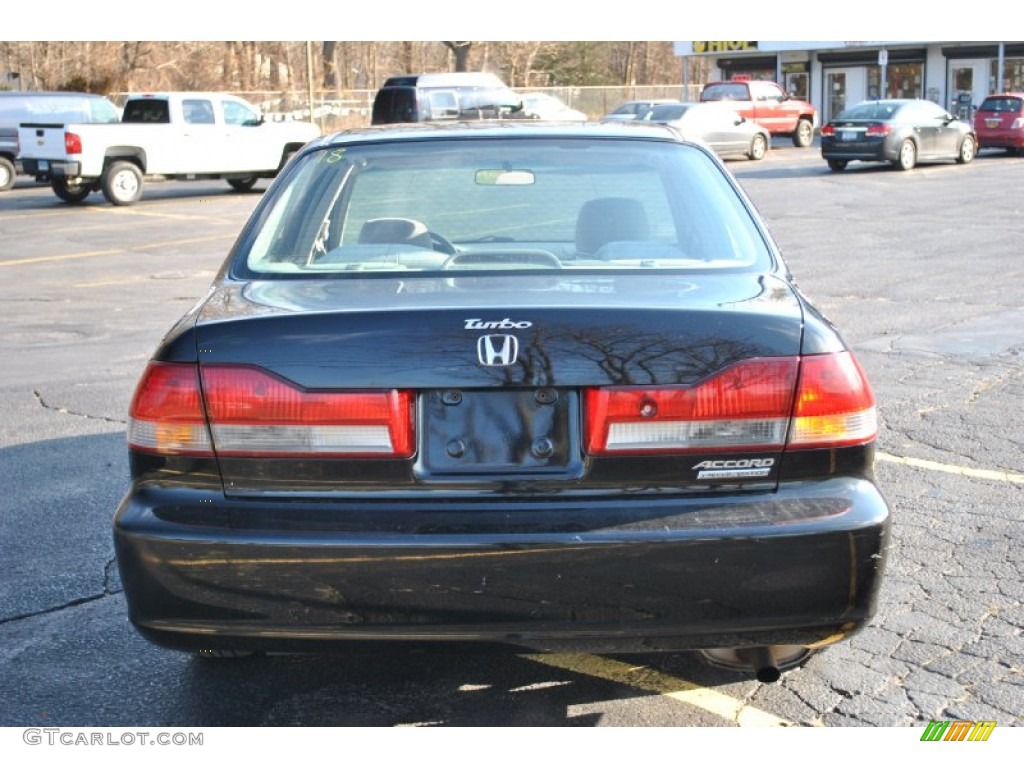 2002 Accord SE Sedan - Nighthawk Black Pearl / Quartz Gray photo #5