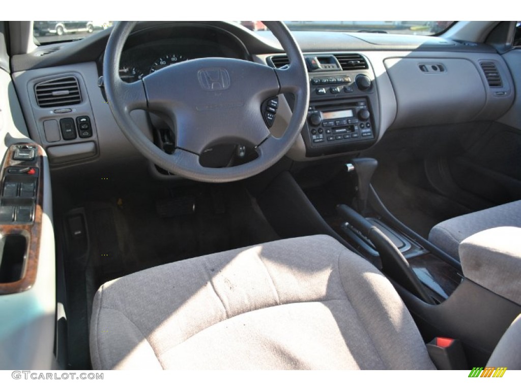 Quartz Gray Interior 2002 Honda Accord SE Sedan Photo #74109706