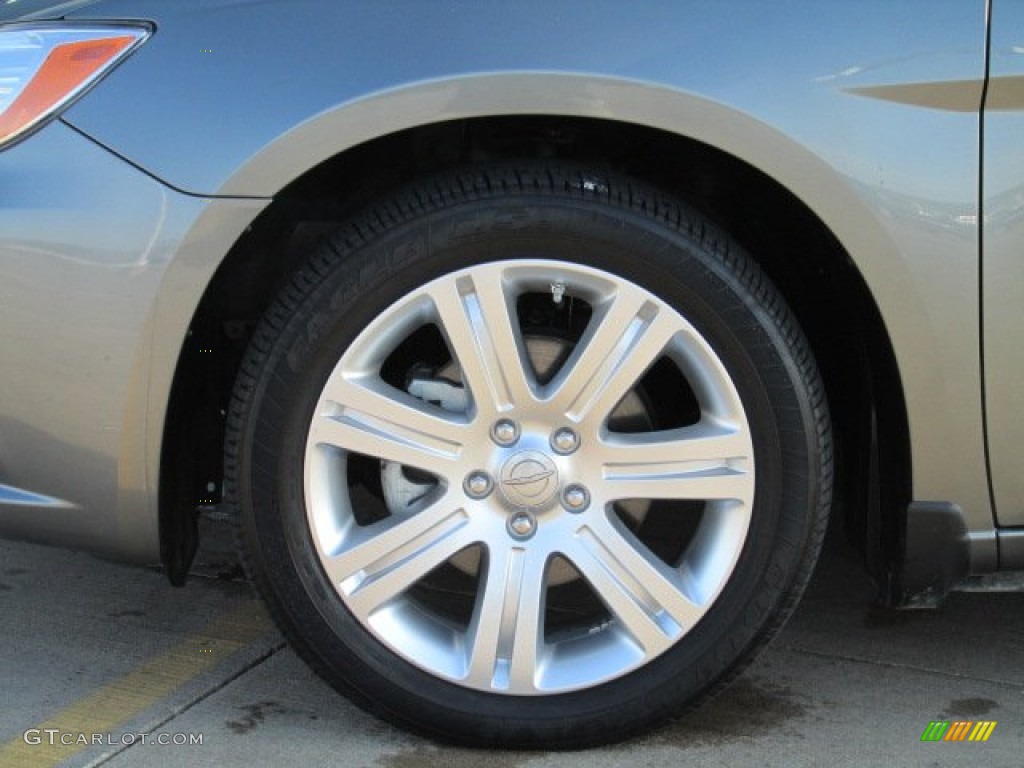 2012 Chrysler 200 LX Sedan Wheel Photo #74110029