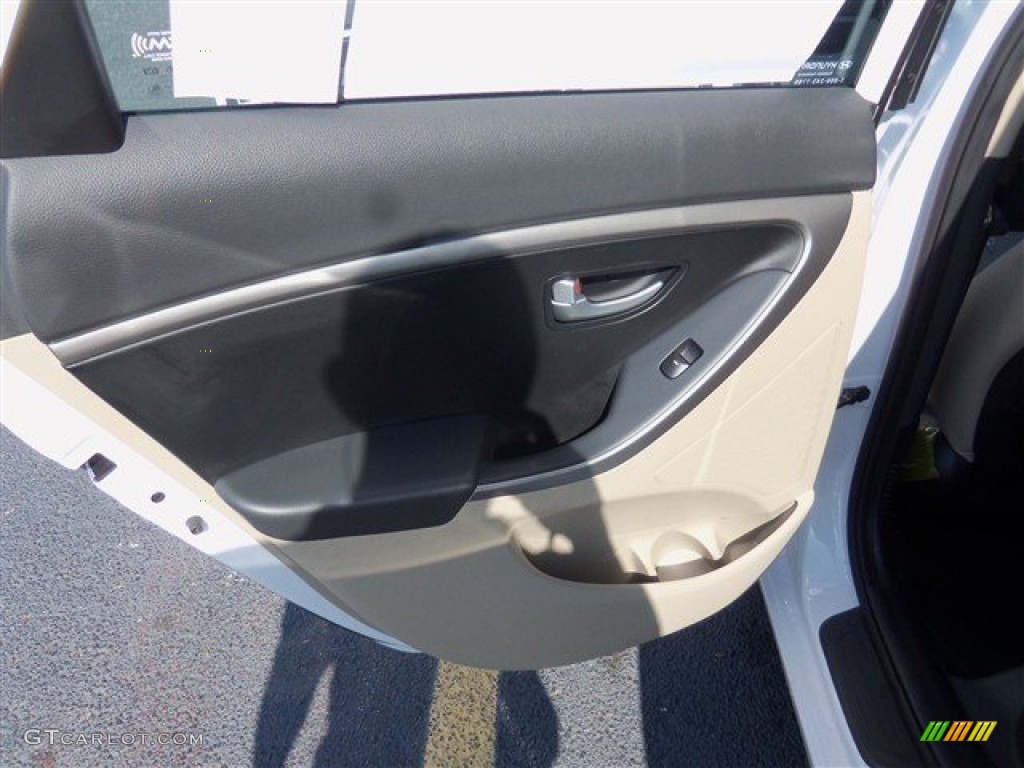 2013 Elantra GT - Monaco White / Beige photo #13