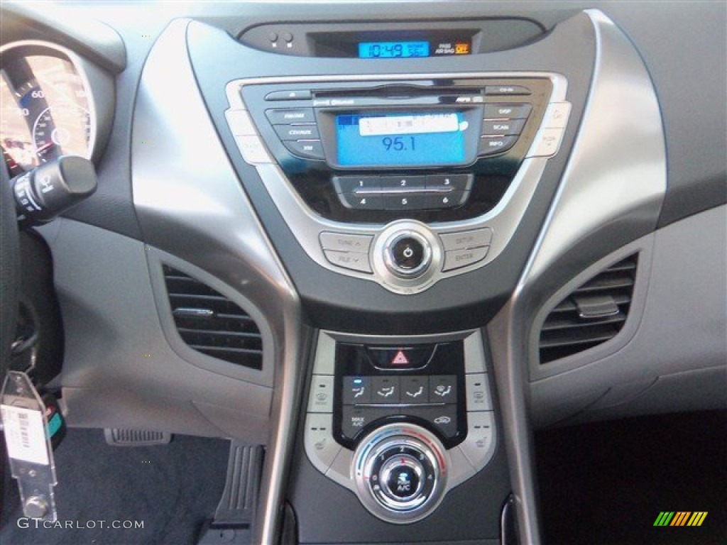 2013 Elantra Coupe GS - Monaco White / Gray photo #12