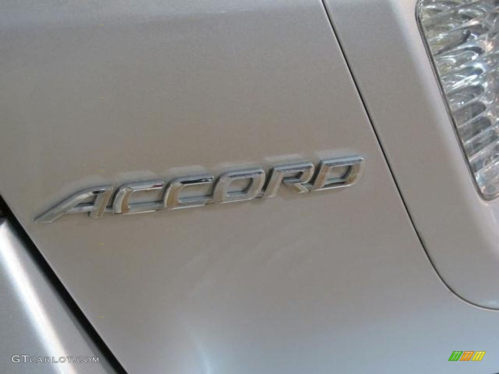 2006 Accord Value Package Sedan - Alabaster Silver Metallic / Black photo #9