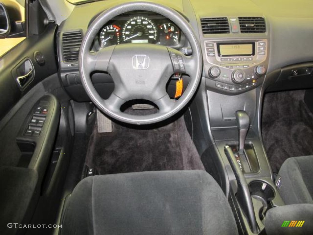 2006 Accord Value Package Sedan - Alabaster Silver Metallic / Black photo #17