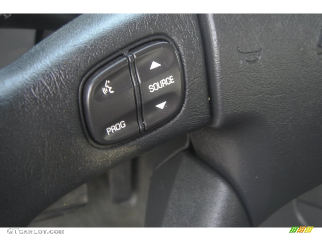 2004 Silverado 2500HD LS Extended Cab 4x4 - Sport Red Metallic / Dark Charcoal photo #61